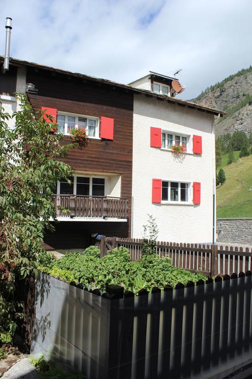Апартаменты Haus Dorf 7 Саас-Грунд Экстерьер фото