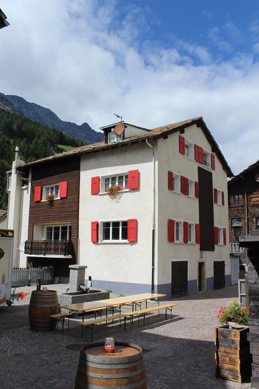 Апартаменты Haus Dorf 7 Саас-Грунд Экстерьер фото